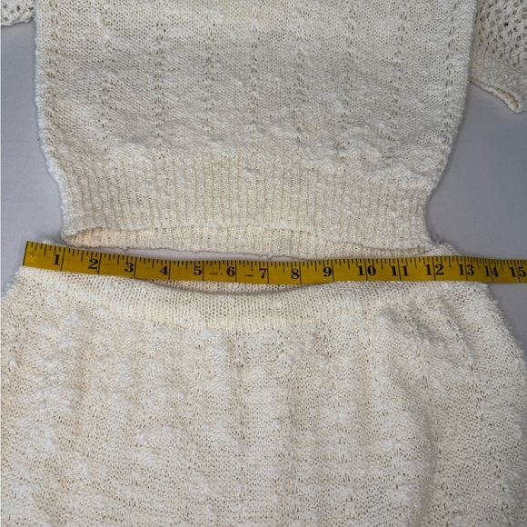 MARISA CHRISTINA VINTAGE V-neck henley sweater With Same Brand Skirt.  #181 - Picture 11 of 12